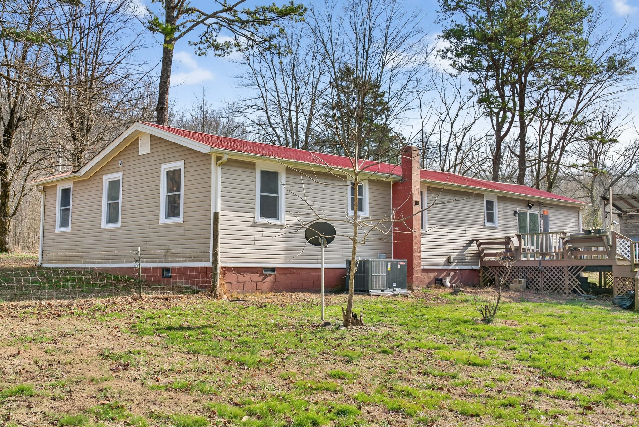 3332 Abednego Road Greenbrier, TN 37073 - Photo 20 of 86 a front view of a house with garden