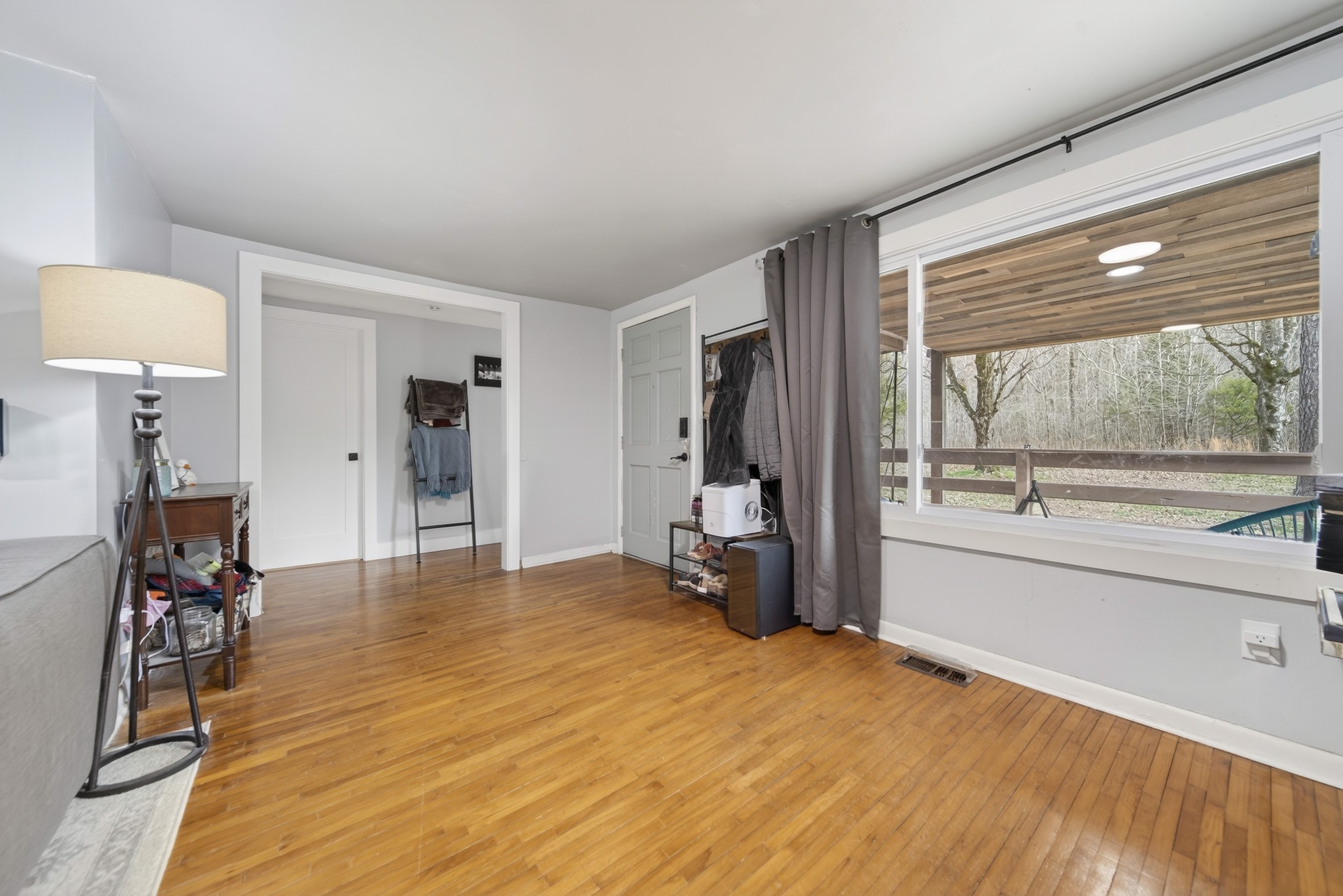 3332 Abednego Road Greenbrier, TN 37073 - Photo 31 of 86 a view of a livingroom with furniture and a large window
