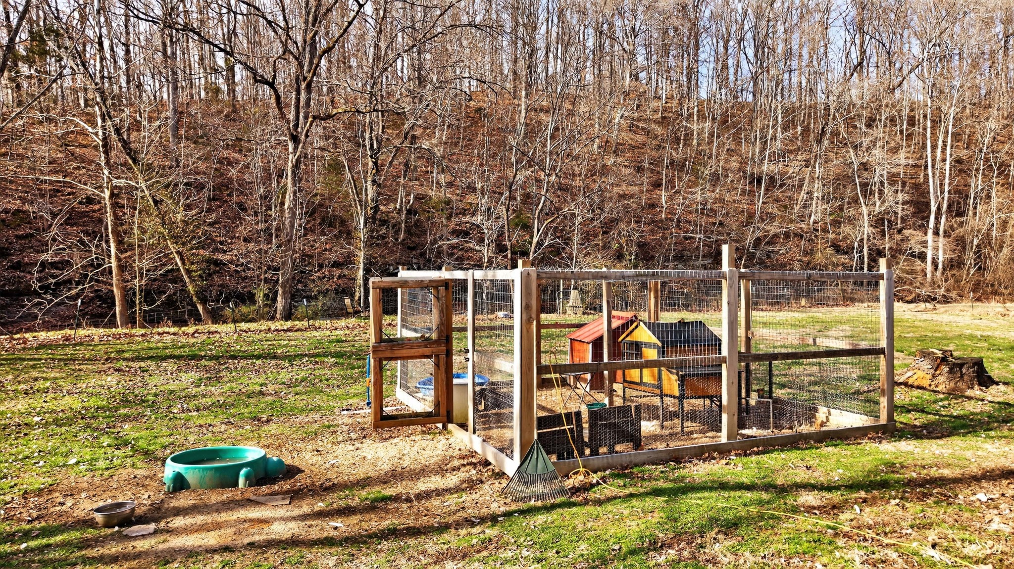 3332 Abednego Road Greenbrier, TN 37073 - Photo 85 of 86 a view of a swimming pool with an outdoor seating