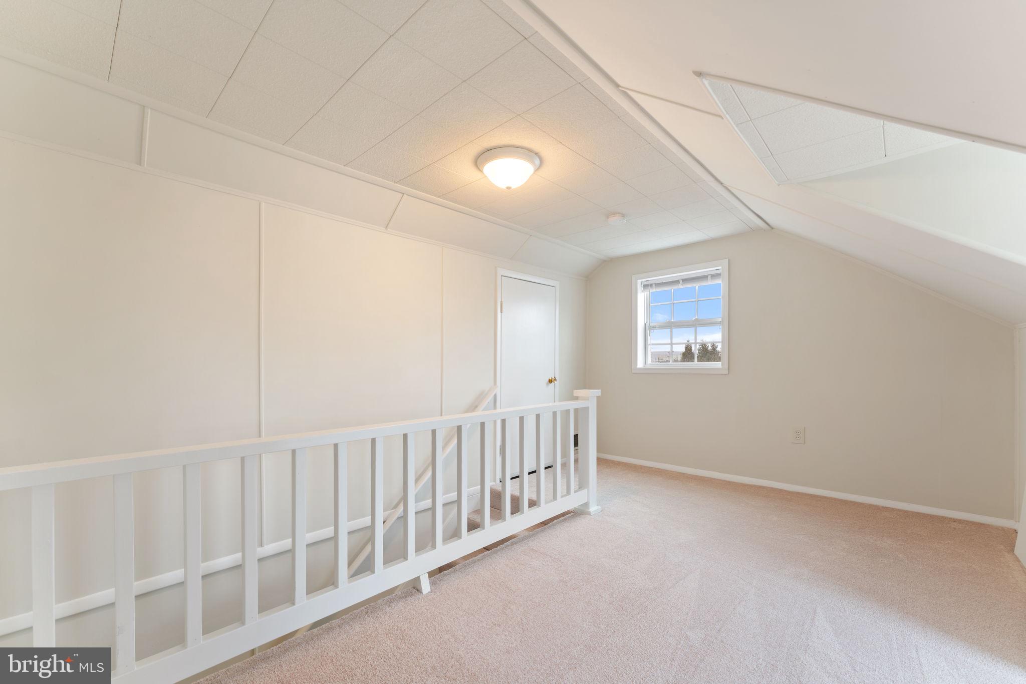 1406 F Street Woodbridge, VA 22191 - Photo 22 of 46 3rd Bedroom Upper Level