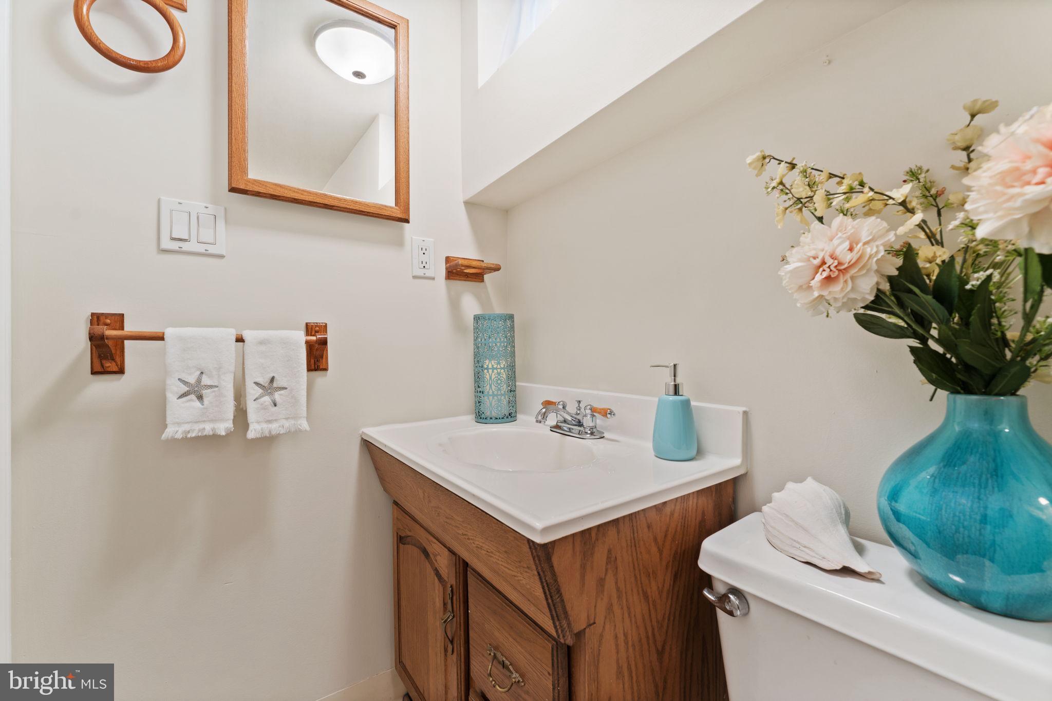 1406 F Street Woodbridge, VA 22191 - Photo 34 of 46 Full Bath #2 Lower Level