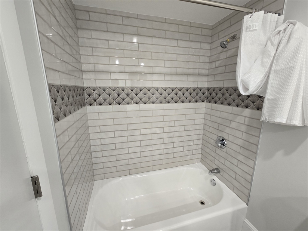 94 Beaconsfield Road, Unit 201 Brookline, MA 02445 - Photo 17 of 19