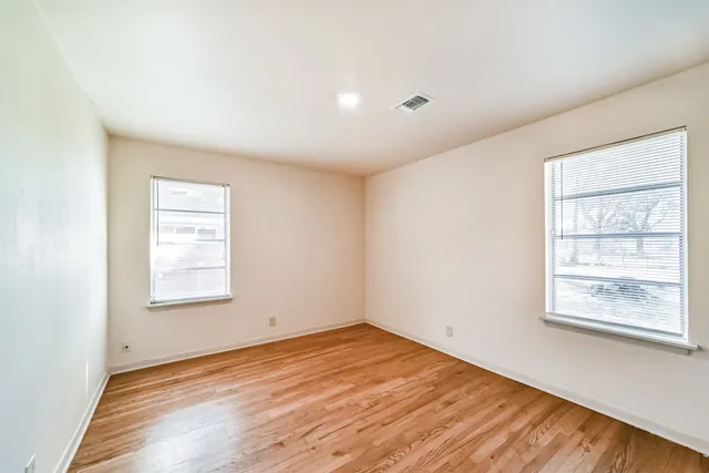 $1,750 | 610 South Belknap Street, Sugar Land, TX 77478