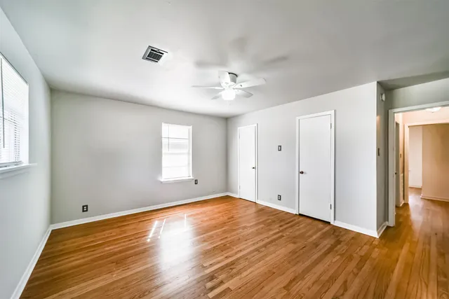 $1,750 | 610 South Belknap Street, Sugar Land, TX 77478