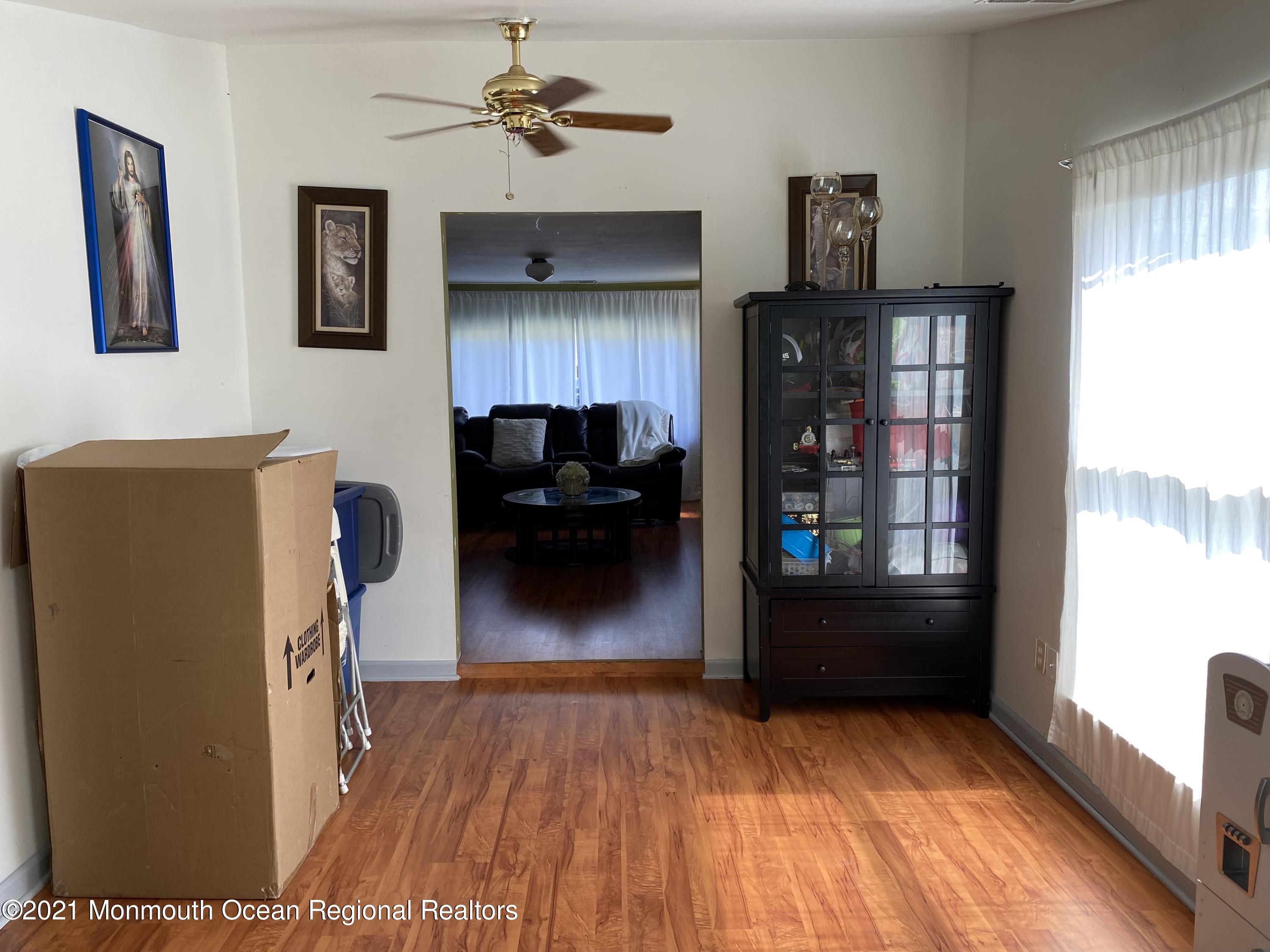 101 Stage Road Little Egg Harbor, NJ 08087 - Photo 11 of 33 Dining Room
