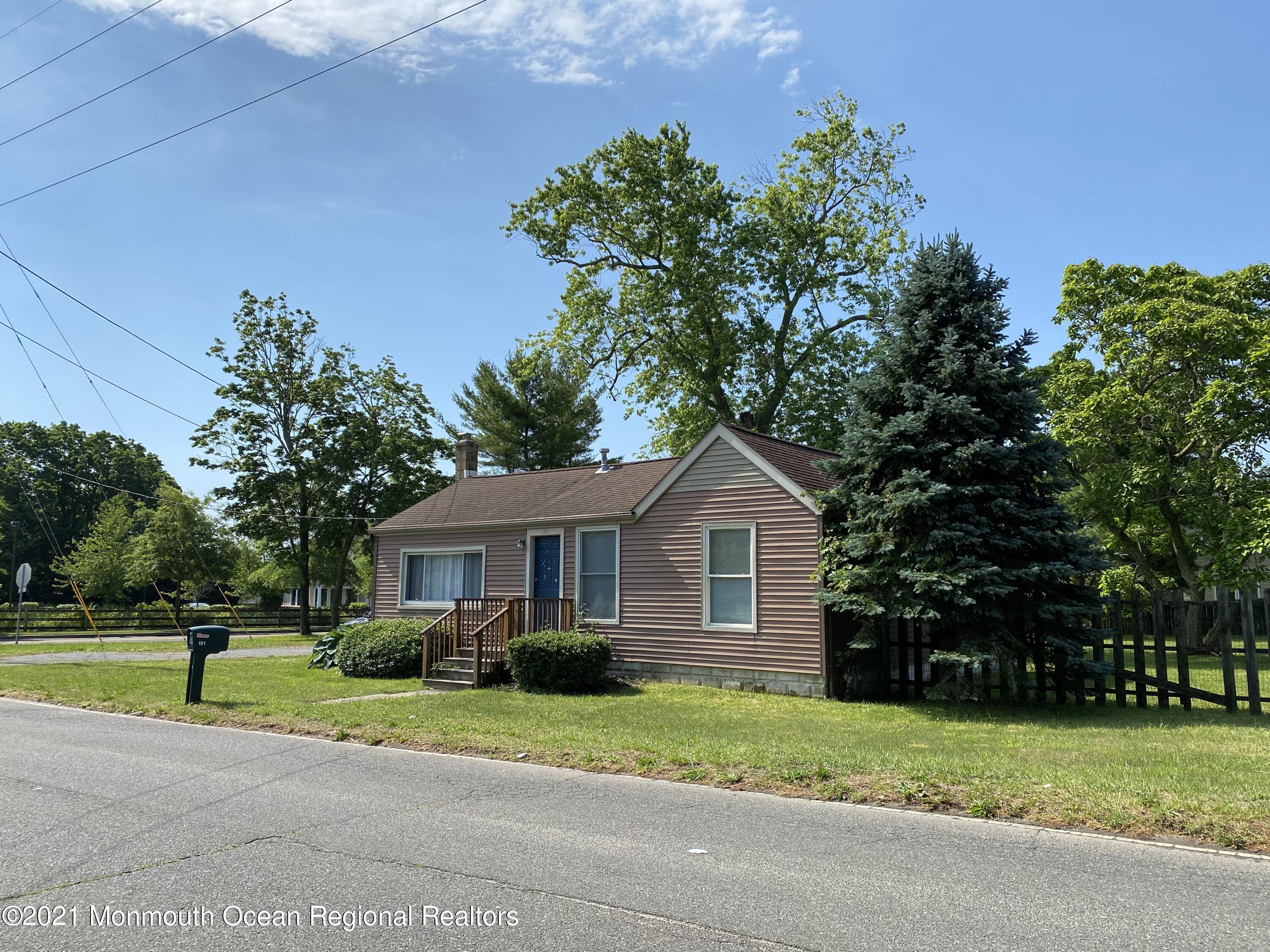 101 Stage Road Little Egg Harbor, NJ 08087 - Photo 22 of 33 Front Corner View 3