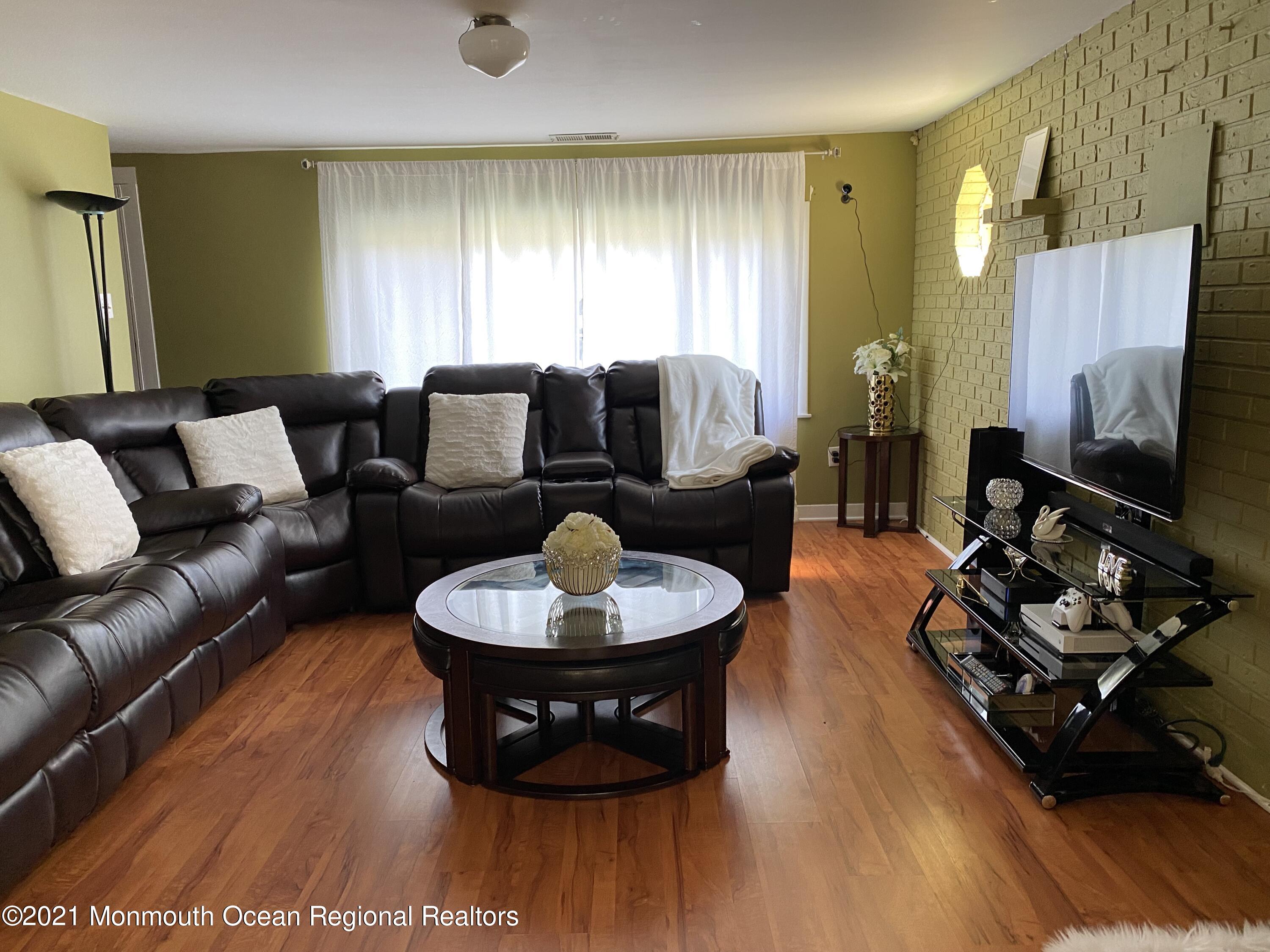 101 Stage Road Little Egg Harbor, NJ 08087 - Photo 4 of 33 Living Room 2