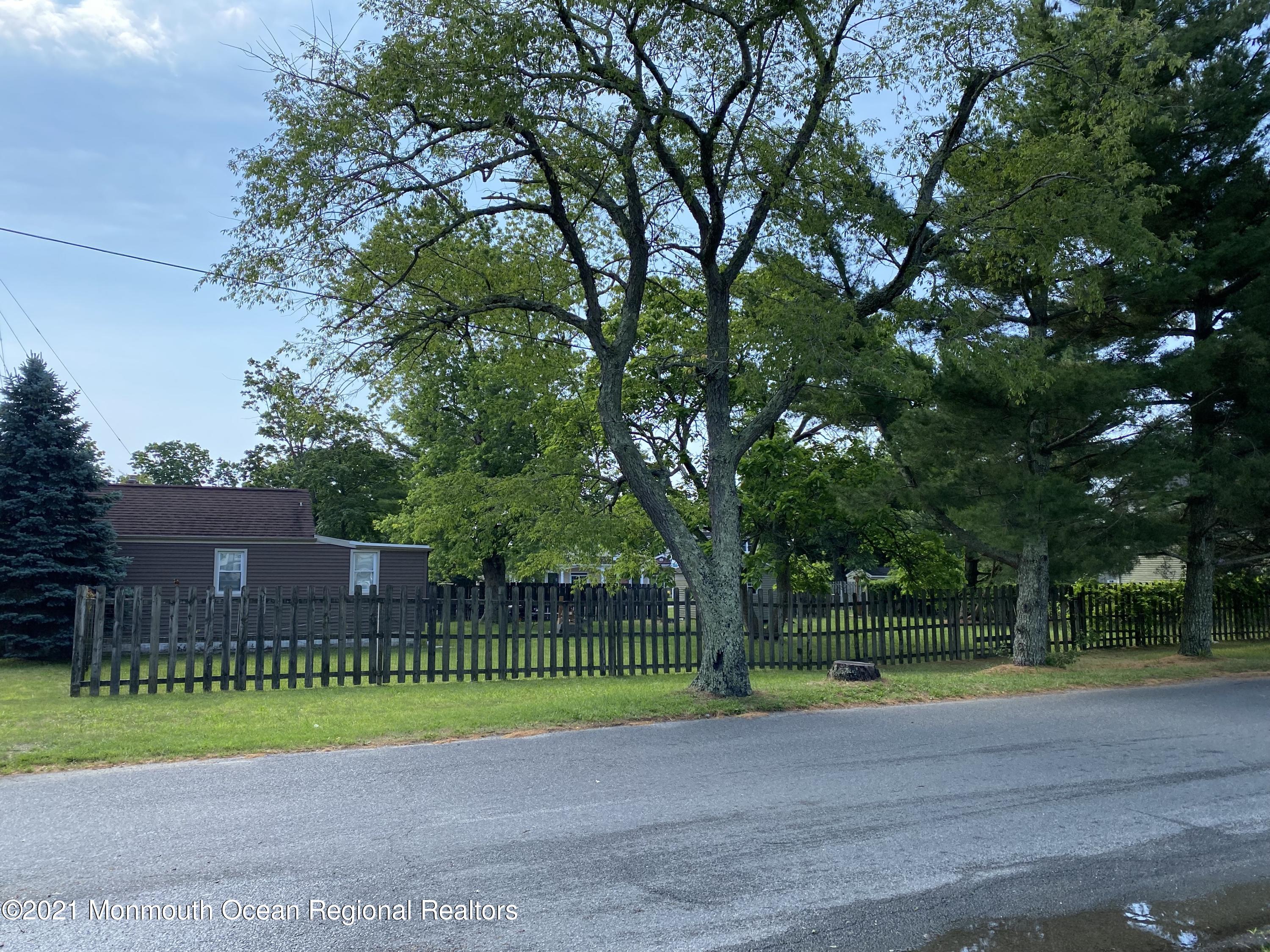 101 Stage Road Little Egg Harbor, NJ 08087 - Photo 33 of 33 Side View 3