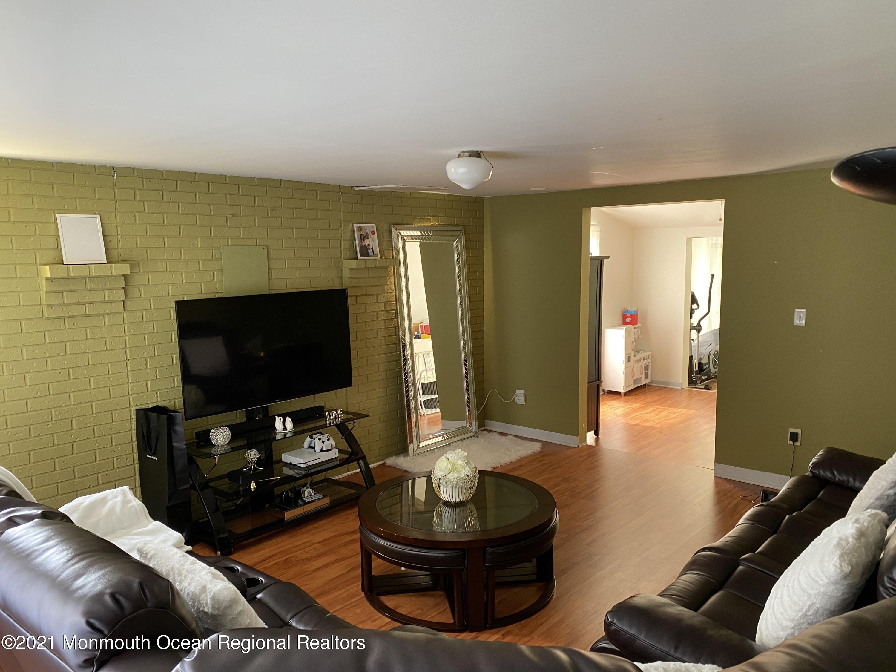 101 Stage Road Little Egg Harbor, NJ 08087 - Photo 5 of 33 Living Room 3