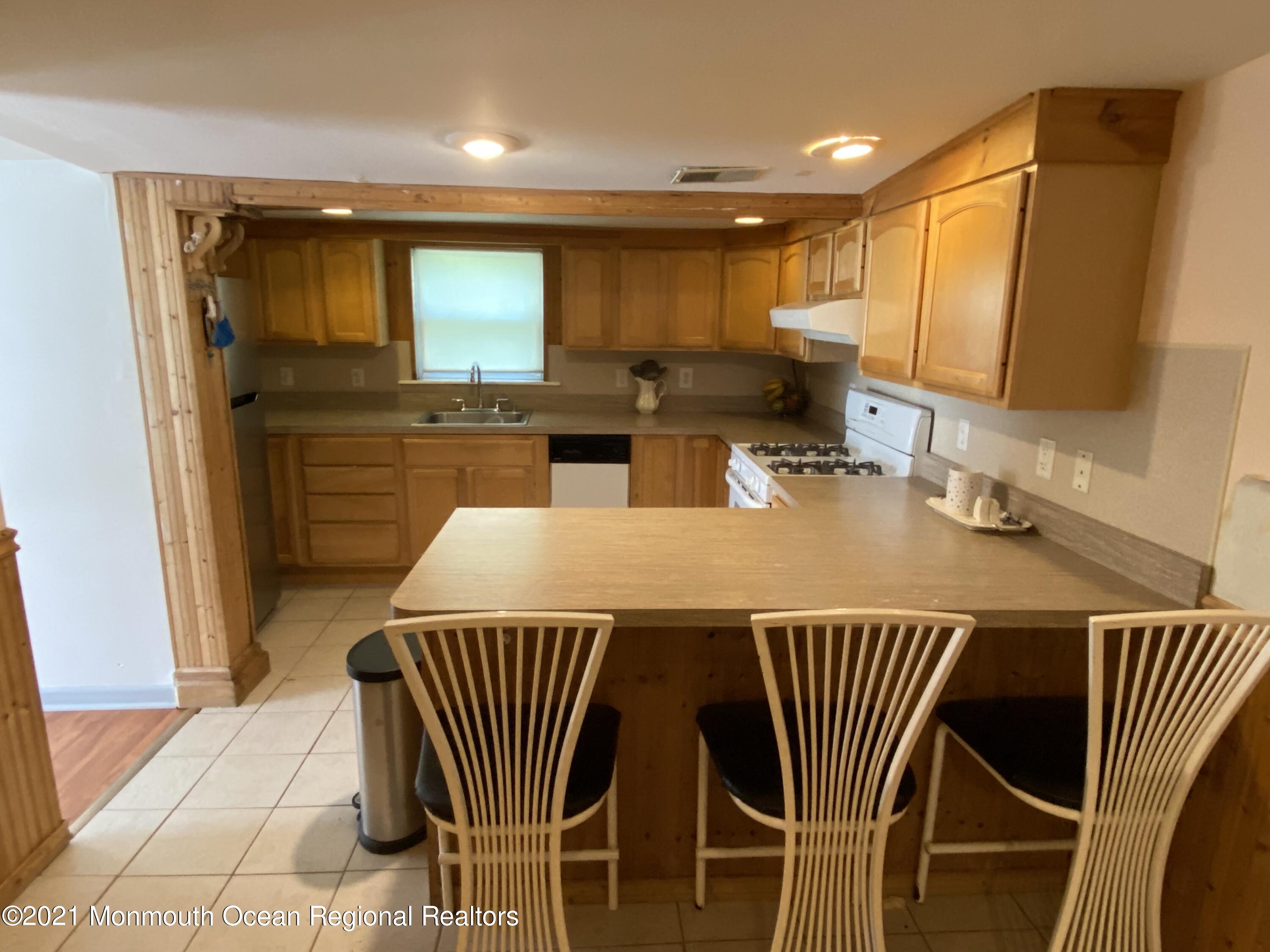 101 Stage Road Little Egg Harbor, NJ 08087 - Photo 6 of 33 Kitchen