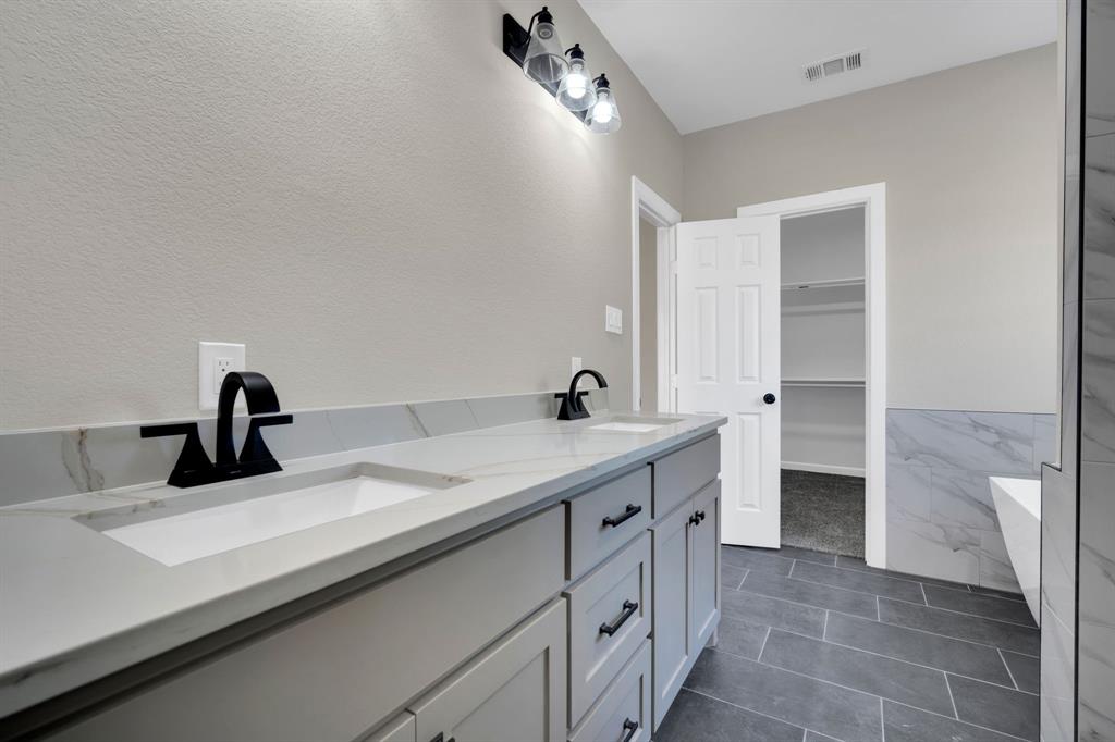 401 Poplar Street Italy, TX 76651 - Photo 22 of 29