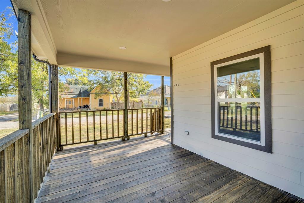 401 Poplar Street Italy, TX 76651 - Photo 3 of 29