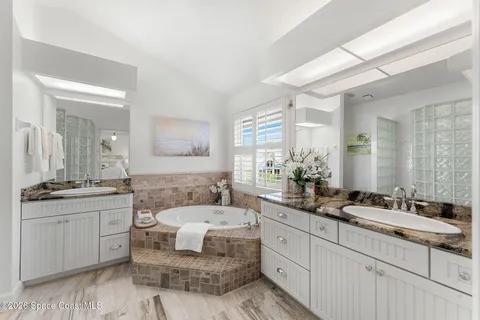 $595,000 | 216 Glengarry Avenue, Melbourne Beach, FL 32951