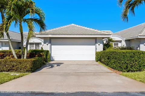 $595,000 | 216 Glengarry Avenue, Melbourne Beach, FL 32951