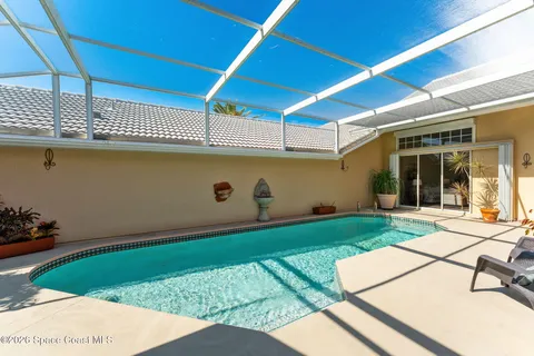 $570,000 | 216 Glengarry Avenue, Melbourne Beach, FL 32951