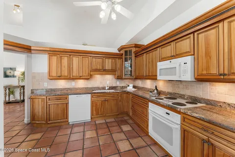 $595,000 | 216 Glengarry Avenue, Melbourne Beach, FL 32951