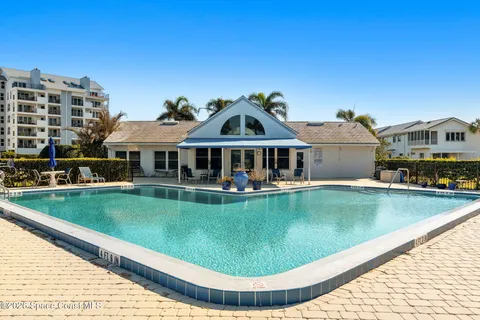 $570,000 | 216 Glengarry Avenue, Melbourne Beach, FL 32951