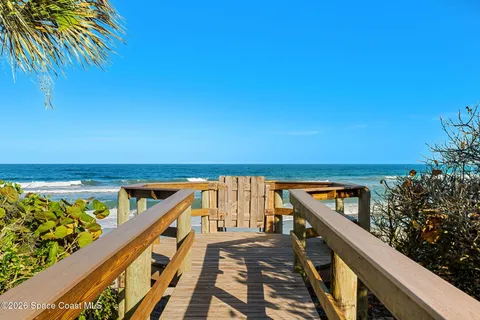 $595,000 | 216 Glengarry Avenue, Melbourne Beach, FL 32951