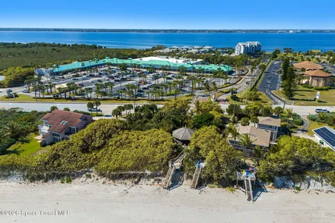 $595,000 | 216 Glengarry Avenue, Melbourne Beach, FL 32951