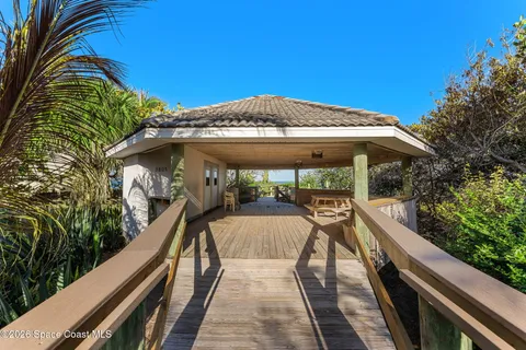$570,000 | 216 Glengarry Avenue, Melbourne Beach, FL 32951