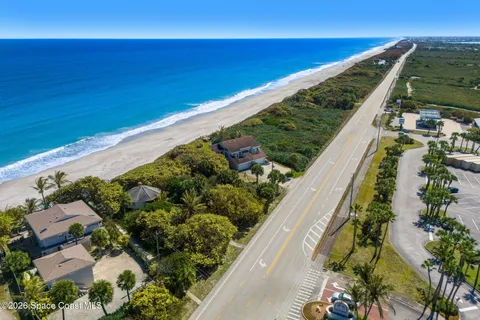 $595,000 | 216 Glengarry Avenue, Melbourne Beach, FL 32951