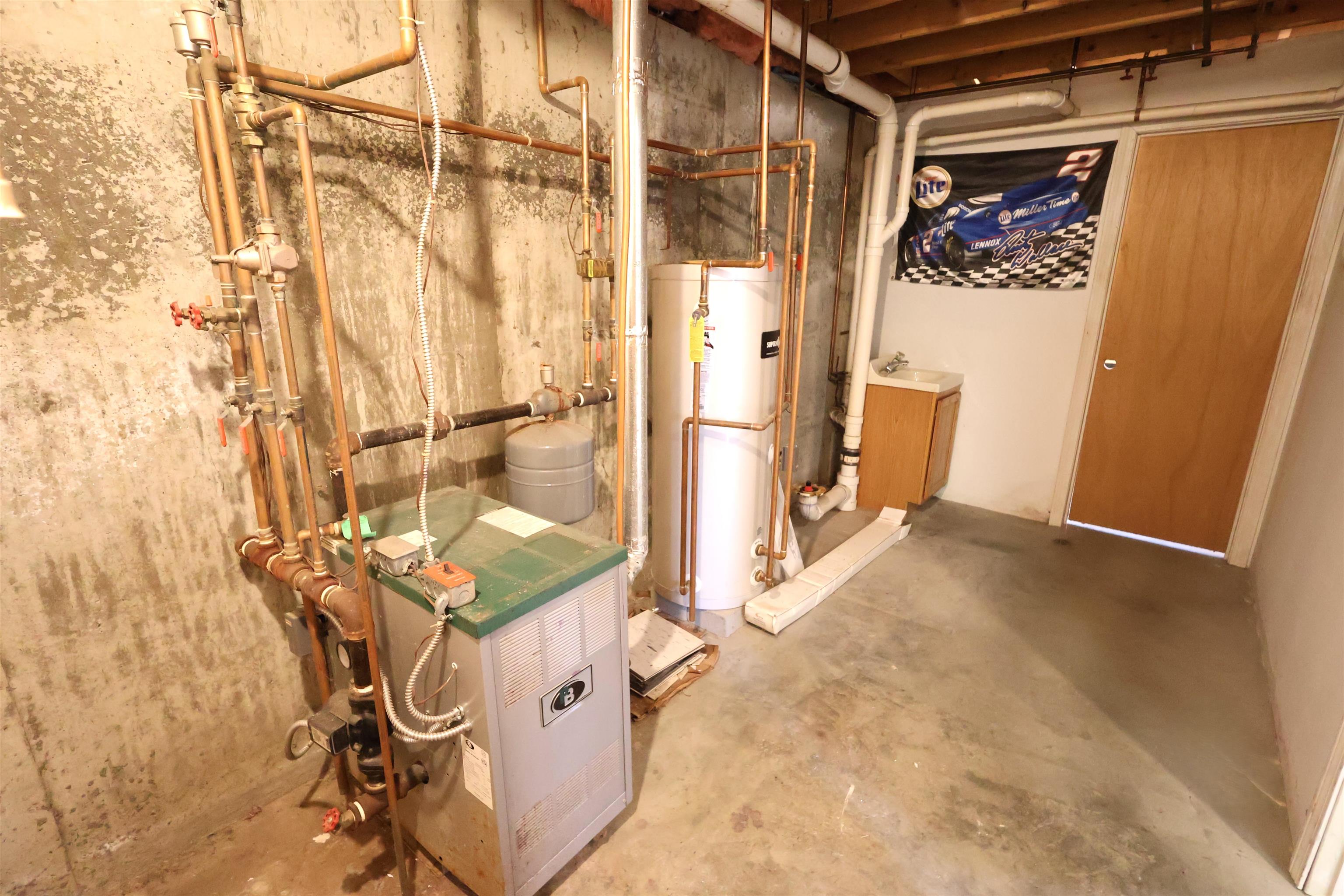 121 Truell Road Hartford, VT 05001 - Photo 27 of 31 Gallery Image 27