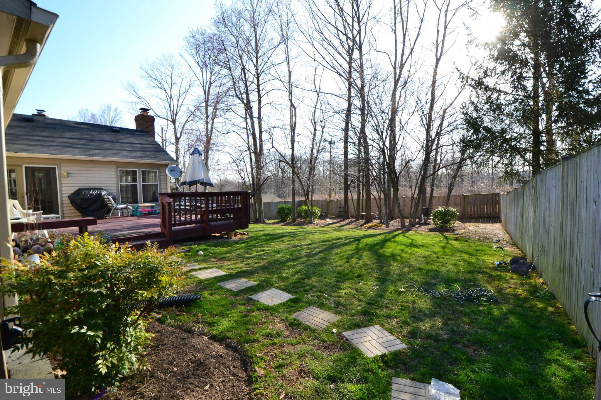 9513 Retriever Road Burke, VA 22015 - Photo 20 of 22 Exterior (Rear)