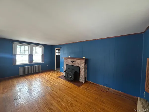 $360,000 | 6 Erin Court, Cornwall, NY 12518