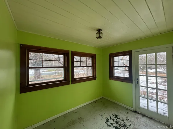 $360,000 | 6 Erin Court, Cornwall, NY 12518