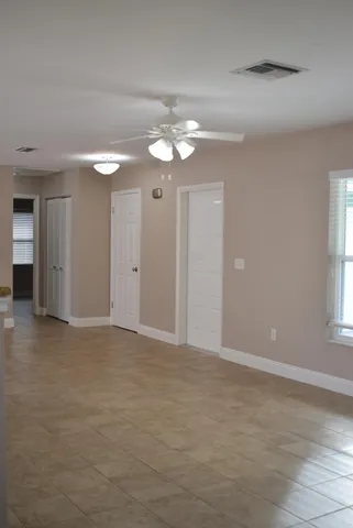 $3,800 | 826 Palama Way, Lantana, FL 33462