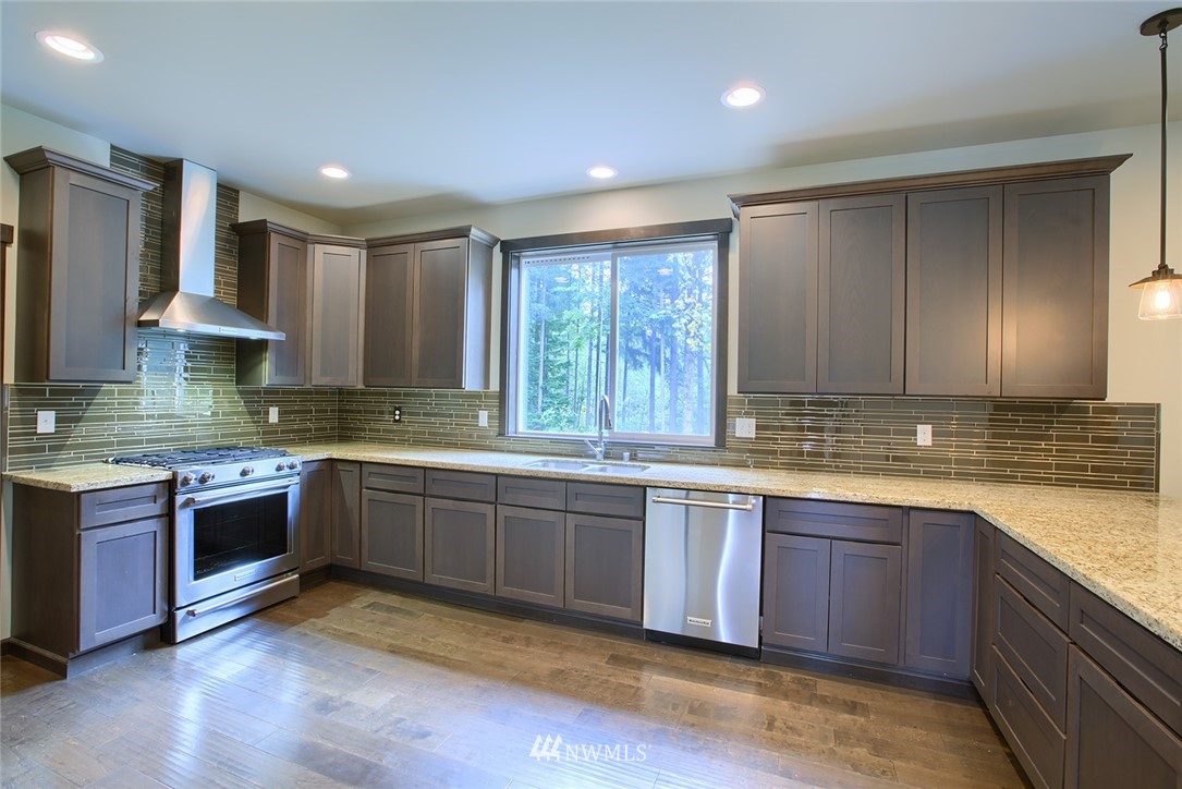 25111 Fiske Road East Orting, WA 98360 - Photo 5 of 16