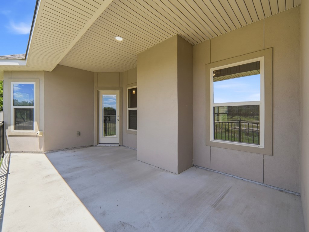 2011 Athens Avenue Kerrville, TX 78028 - Photo 28 of 54