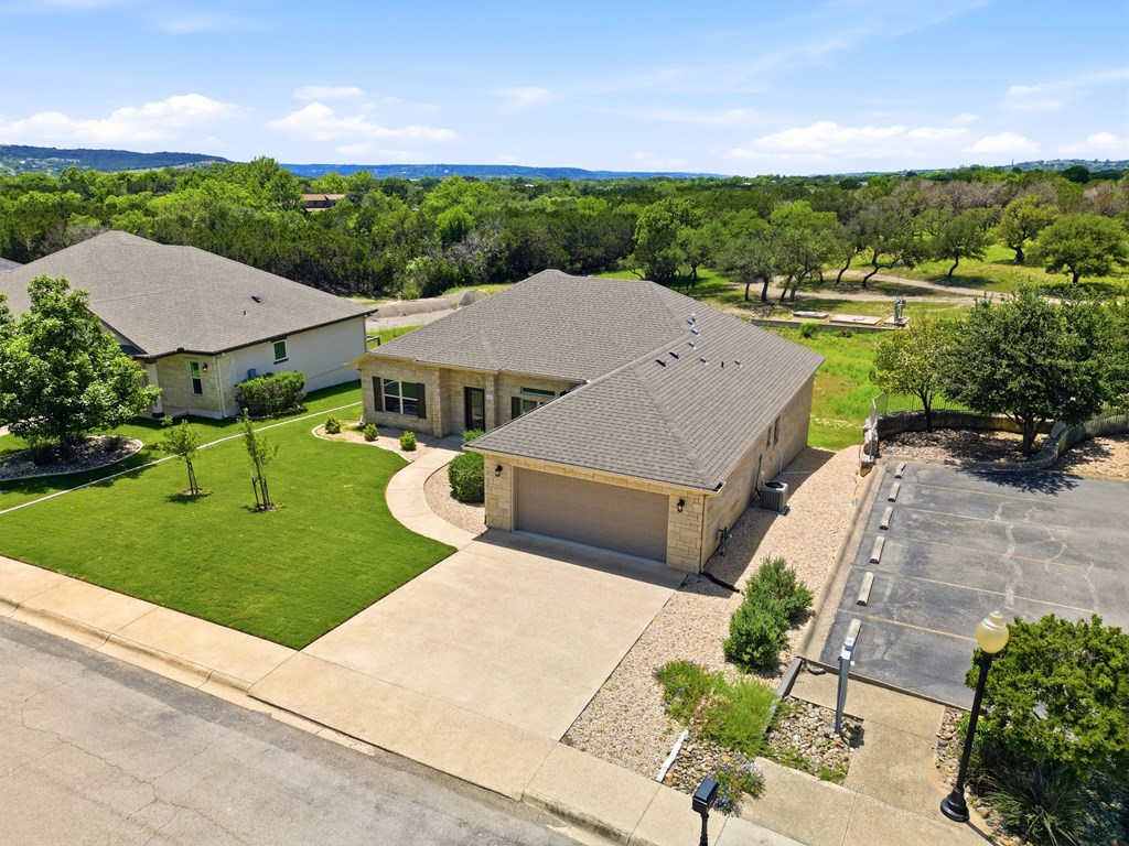 2011 Athens Avenue Kerrville, TX 78028 - Photo 31 of 54