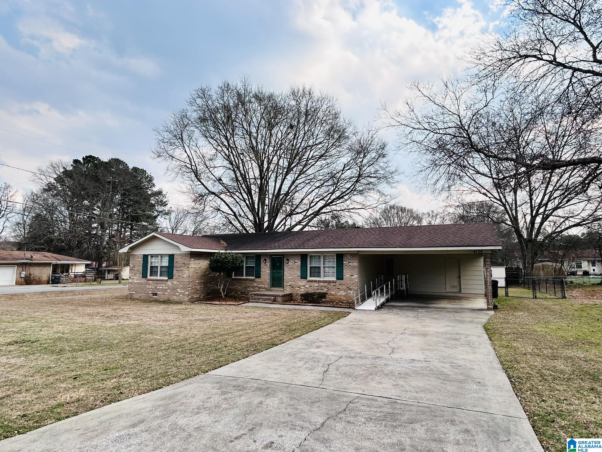 4136 Cloverdale Road Anniston, AL 36207 - Photo 3 of 21