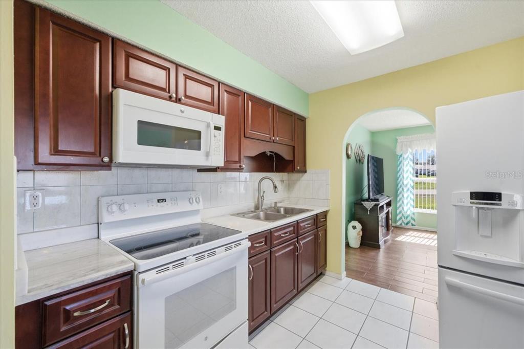 6307 Kingway Lane Spring Hill, FL 34608 - Photo 7 of 17