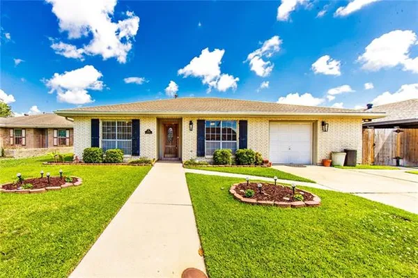$195,000 | 2101 Mary Hughes Drive, Houma, LA 70363