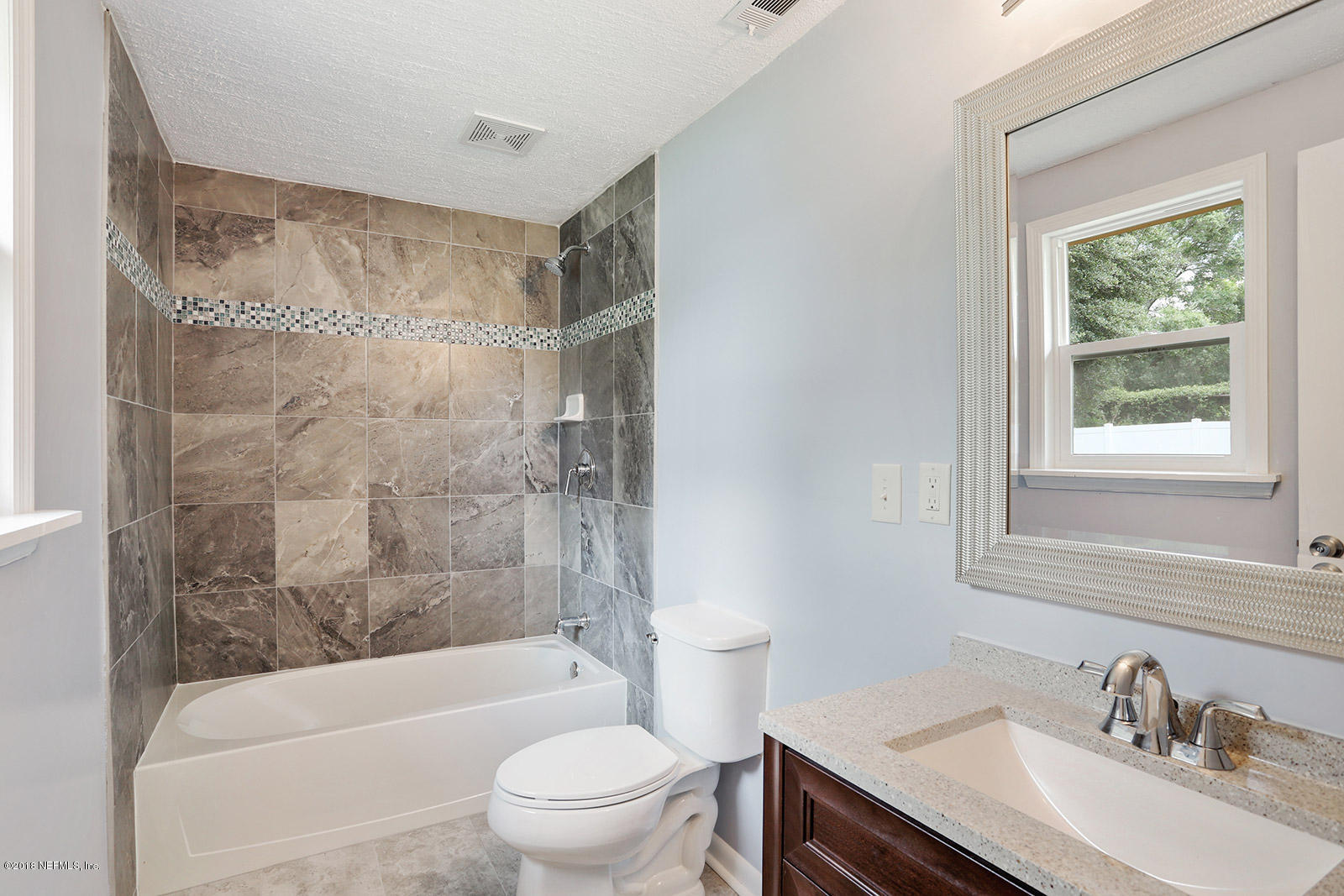 8545 Ruckman Avenue Jacksonville, FL 32221 - Photo 19 of 25 019_1600x1067_mls_1600x1067