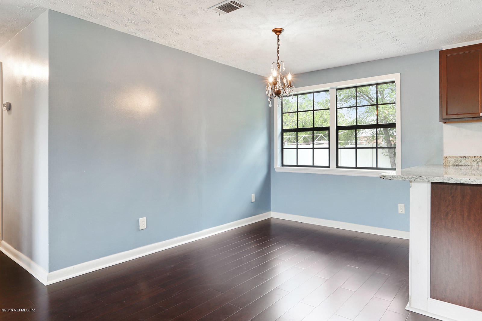 8545 Ruckman Avenue Jacksonville, FL 32221 - Photo 8 of 25 008_1600x1067_mls_1600x1067