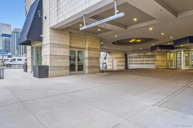 $648,000 | 2001 Lincoln Street, Unit 2213, Denver, CO 80202