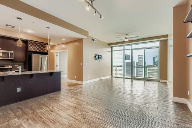 $648,000 | 2001 Lincoln Street, Unit 2213, Denver, CO 80202