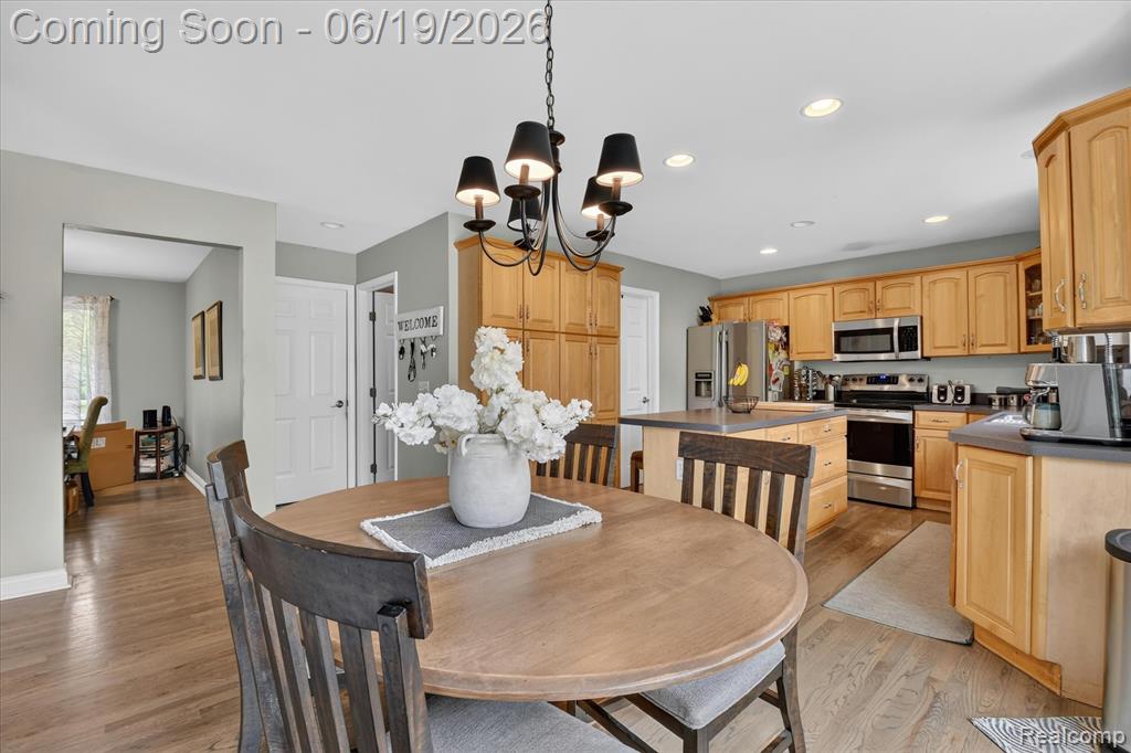 7040 Mc Guire Road Fenton, MI 48430 - Photo 4 of 43