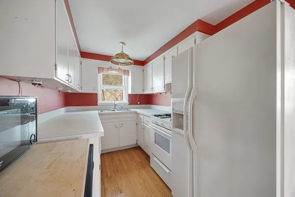 $399,000 | 558 Eagle Street, Crystal Lake, IL 60014