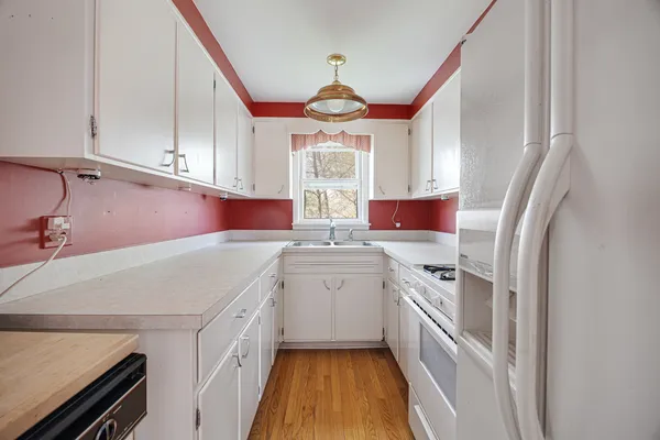 $399,000 | 558 Eagle Street, Crystal Lake, IL 60014