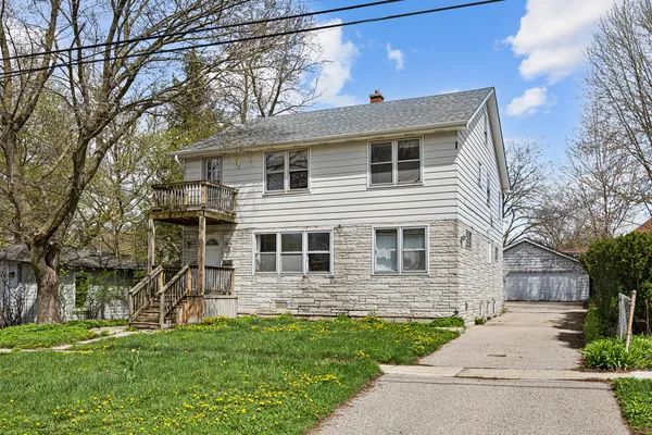$399,000 | 558 Eagle Street, Crystal Lake, IL 60014
