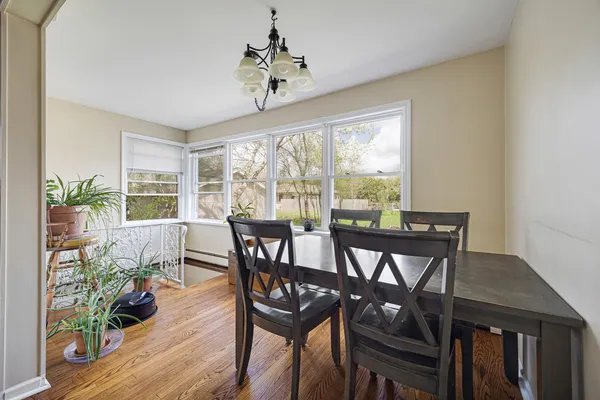 $399,000 | 558 Eagle Street, Crystal Lake, IL 60014