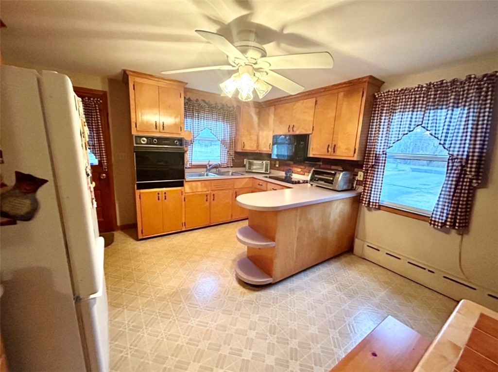960 E Road Tiverton, RI 02878 - Photo 9 of 20