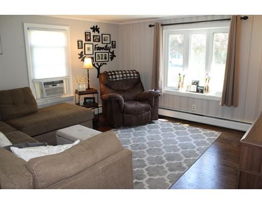 21 Egleston Road Westfield, MA 01085 - Photo 5 of 14 Gallery Image 5
