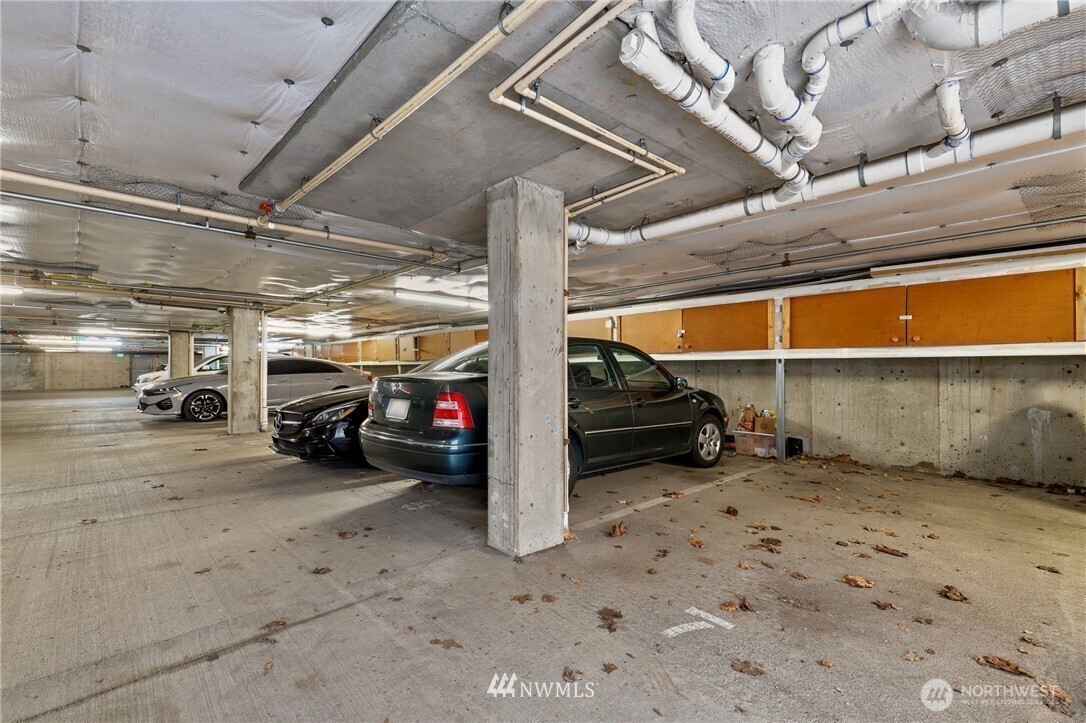 3318 30th Avenue Southwest, Unit B404 Seattle, WA 98126 - Photo 16 of 17