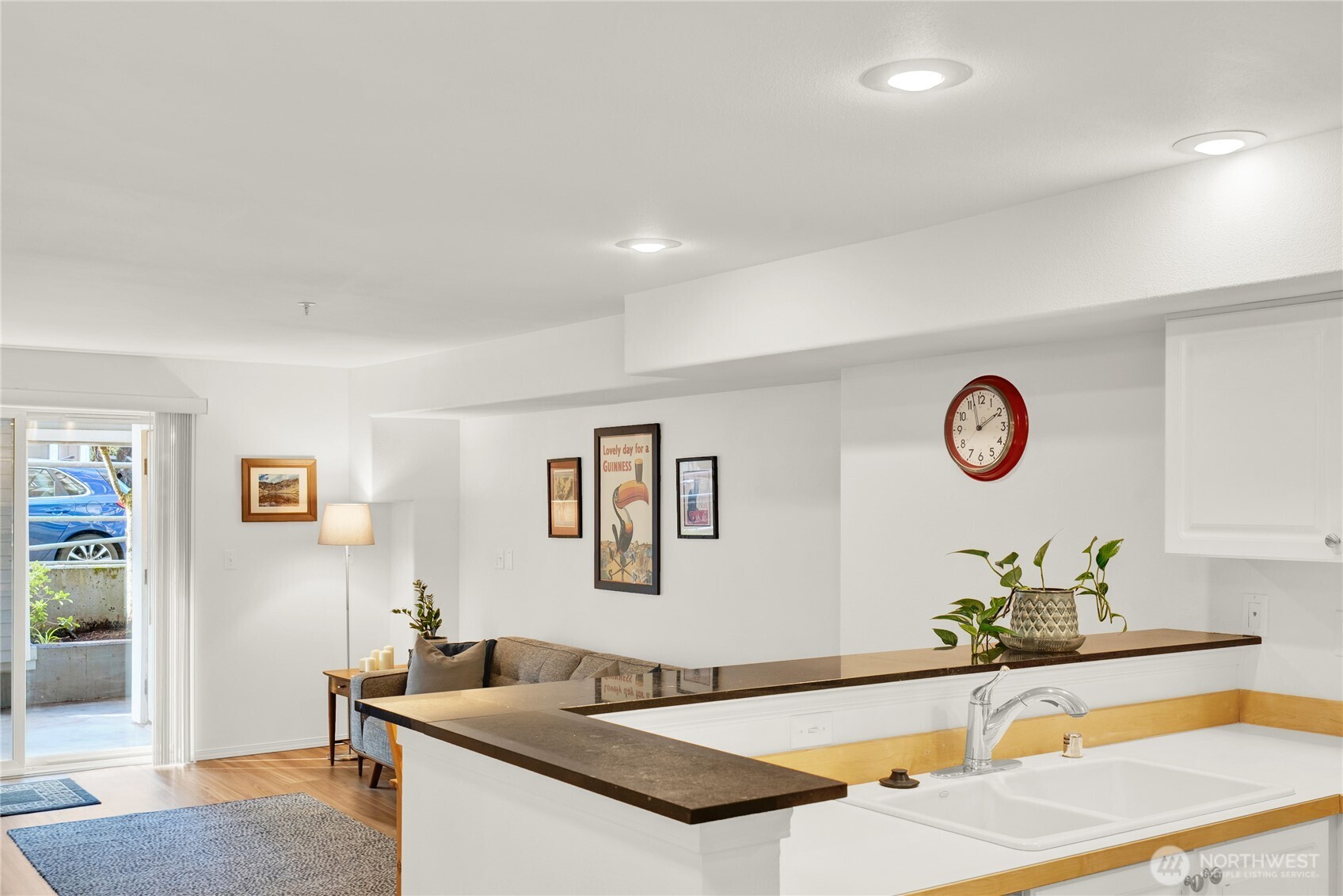 3318 30th Avenue Southwest, Unit B404 Seattle, WA 98126 - Photo 4 of 17