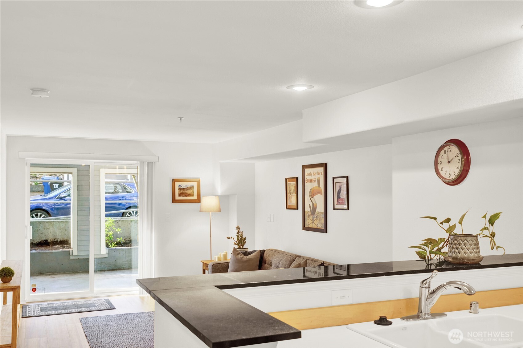 3318 30th Avenue Southwest, Unit B404 Seattle, WA 98126 - Photo 5 of 17